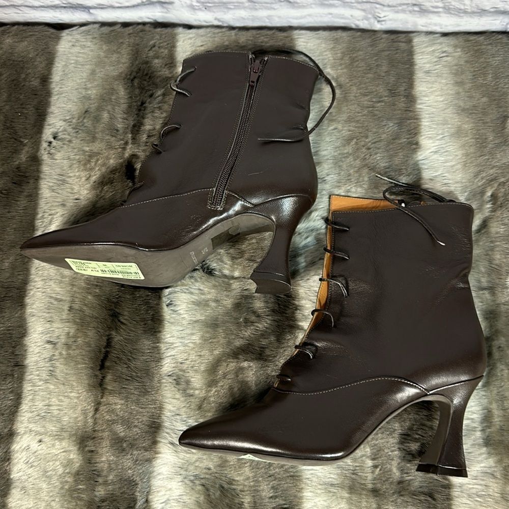 Brand new booties - Picture 6 of 11